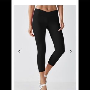 Winn Mid Rise Capri Black Medium 8 Fabletics